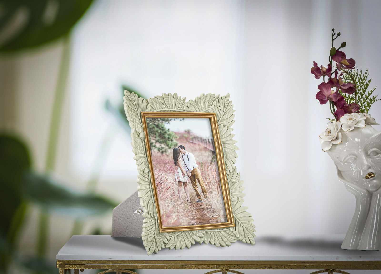 Rama foto decorativa din polirasina Pinty Small Crem / Auriu, 23,5 x 28 cm